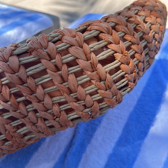 Vintage sak wicker tote w wooden handles good worn condition - Picture 7 of 10
